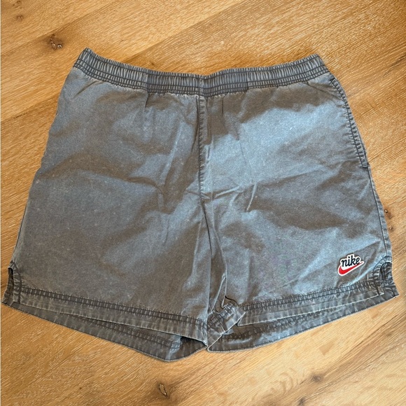 Nike Charcoal Elastic Waist Shorts - Picture 1 of 3